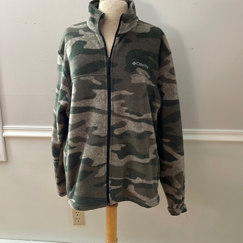 Men’s Camo Columbia Zip Up Polar Fleece Jacket